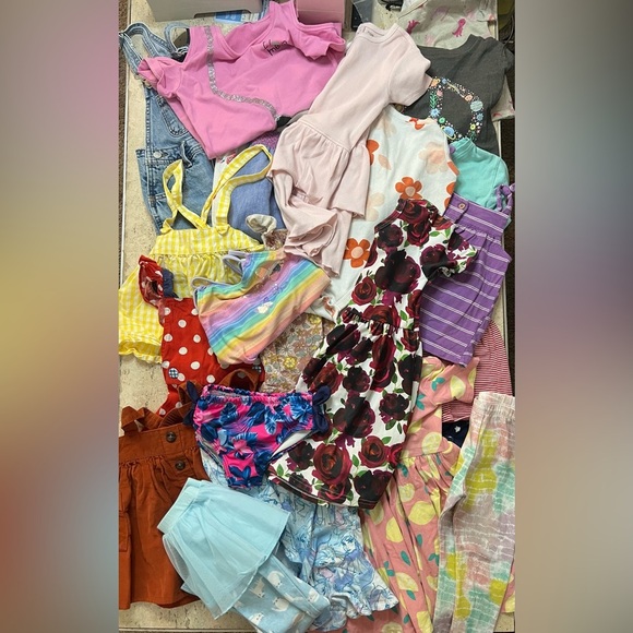 Bundle- 2T Girl Cloths Matilda Jane, Dresses, Overalls and Shirts - Picture 1 of 8